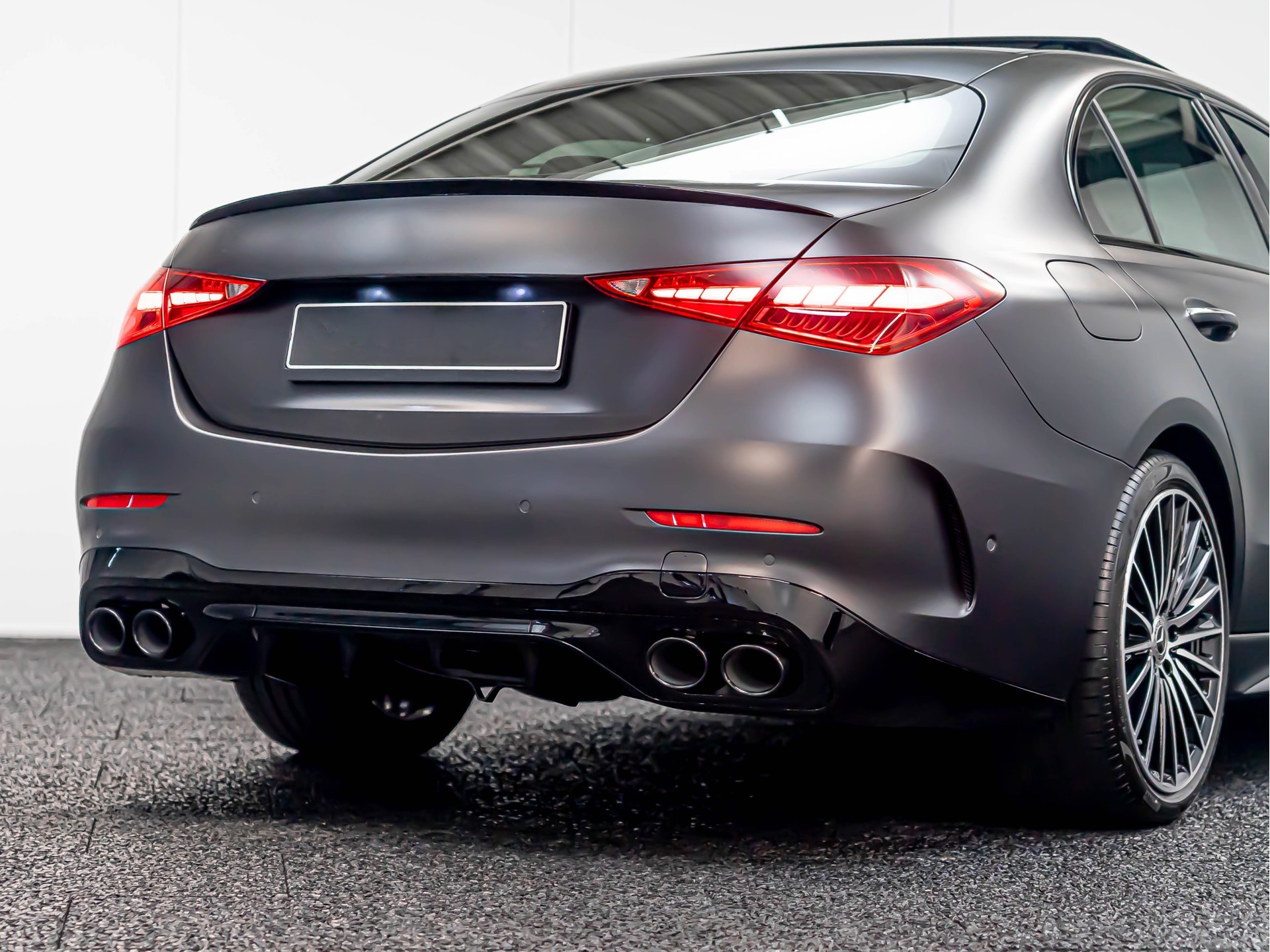 C-Klasse W206 spoiler glans zwart