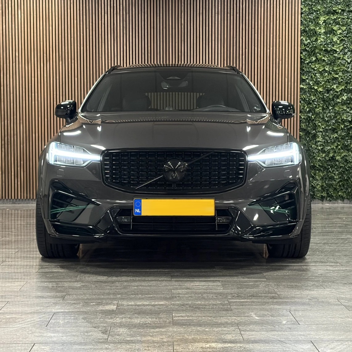 XC60 grill zwart